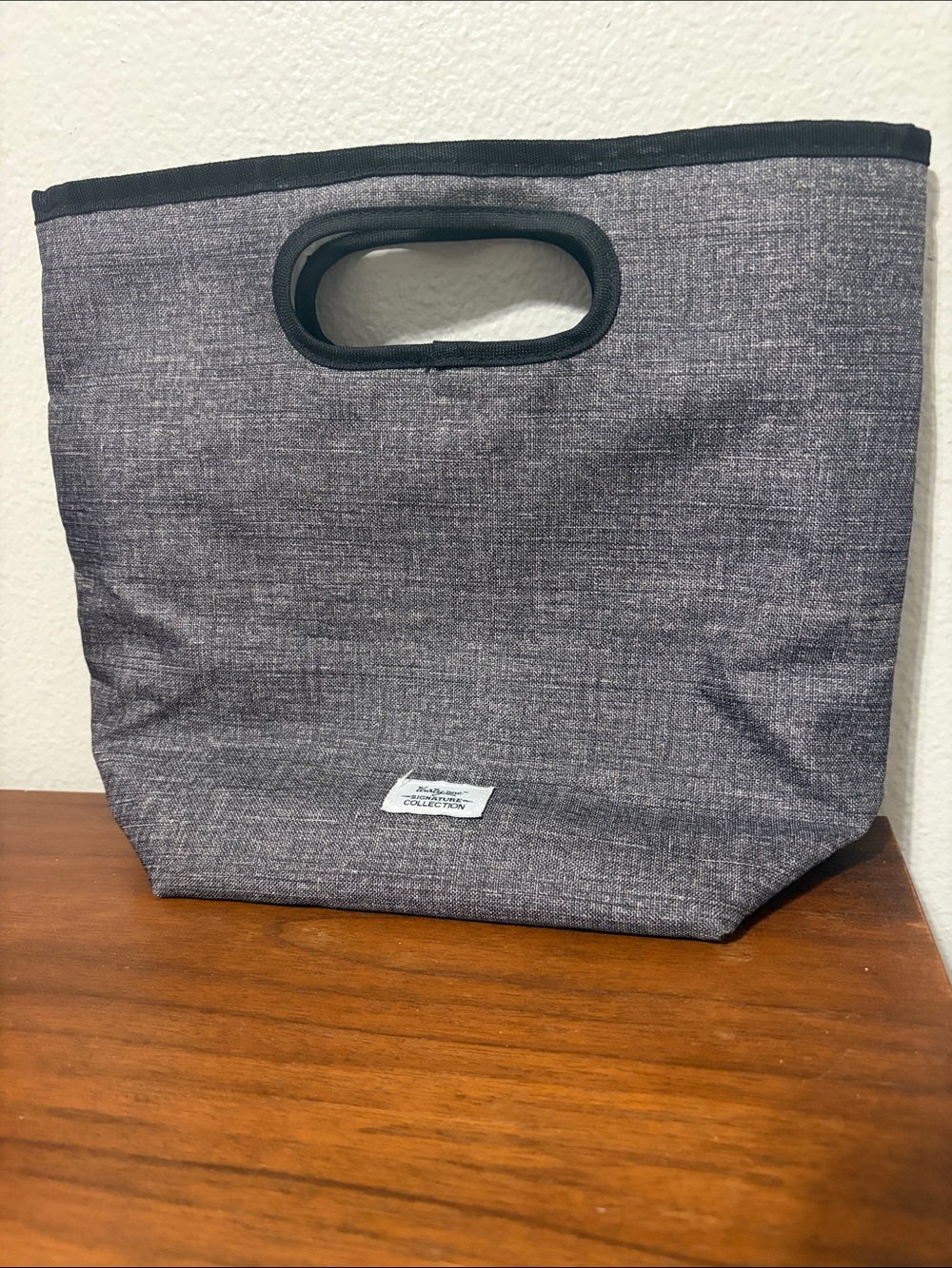 Thirty-One Signature Lunch Tote Bag in Charcoal Grey